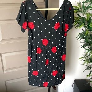 ⭐️loose tie back rose printed dress⭐️